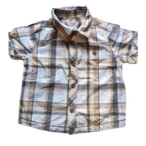 👉10/10$ Buttons Down Shirt baby 18-24M